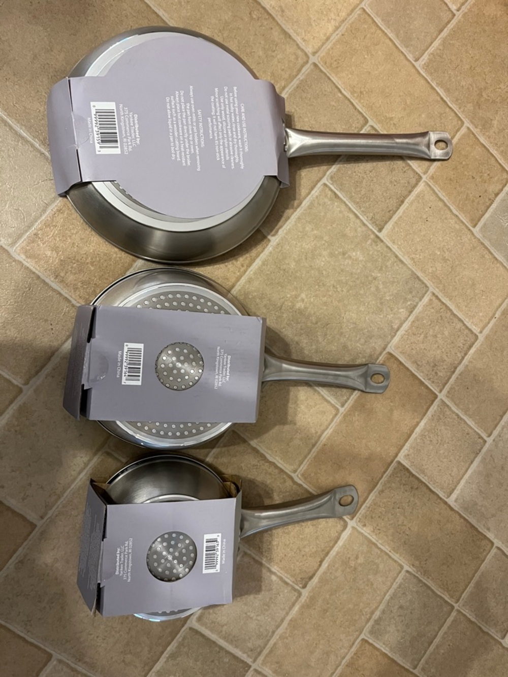 New KLOK set frying pan and sauce pans - Picture 2 of 2